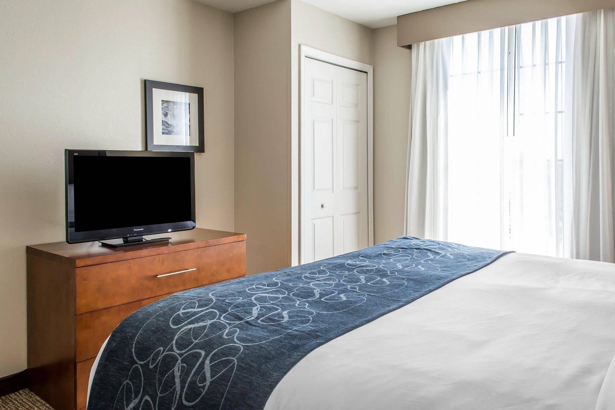 Comfort Suites Near Potomac Mills Woodbridge Exteriör bild