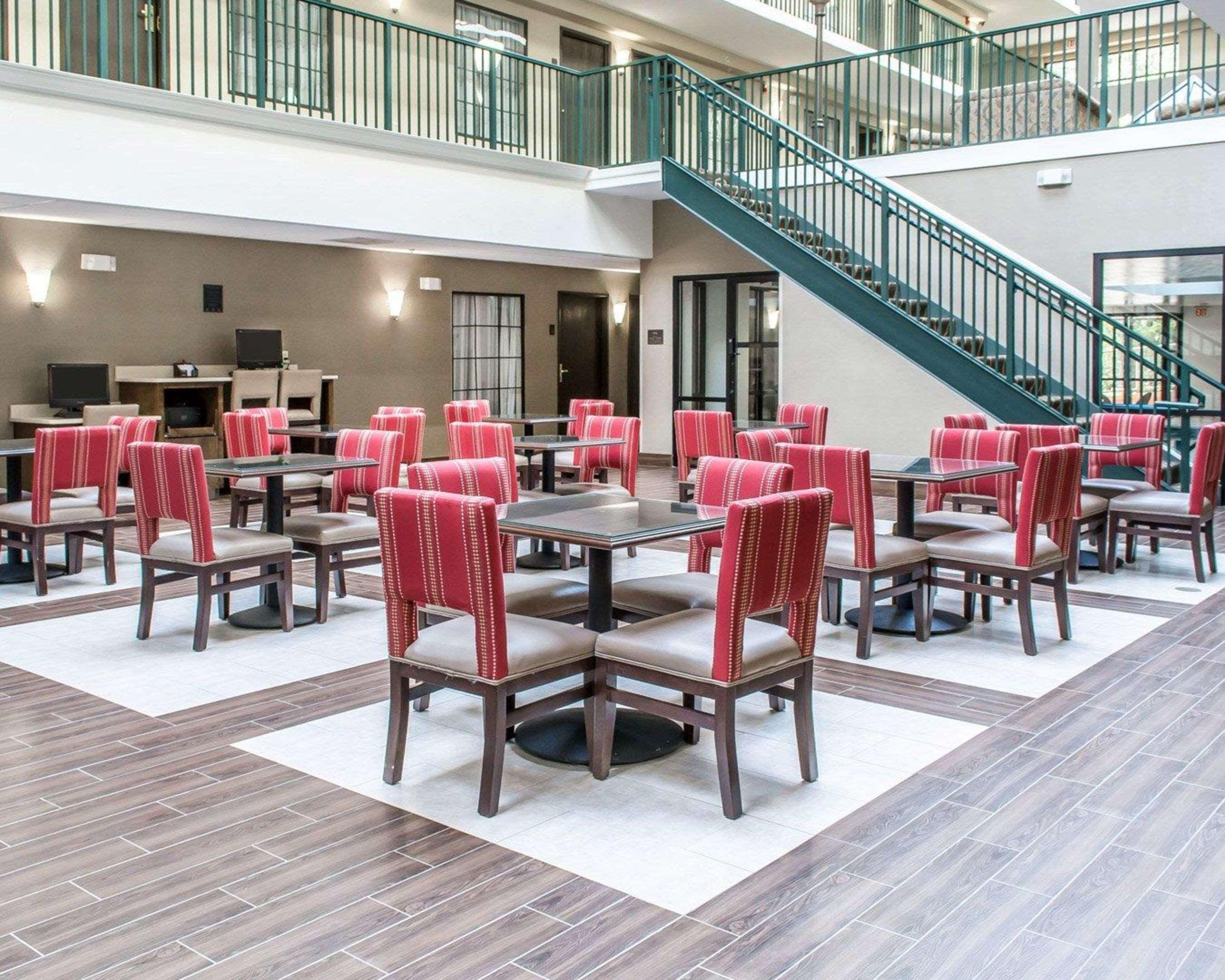 Comfort Suites Near Potomac Mills Woodbridge Exteriör bild