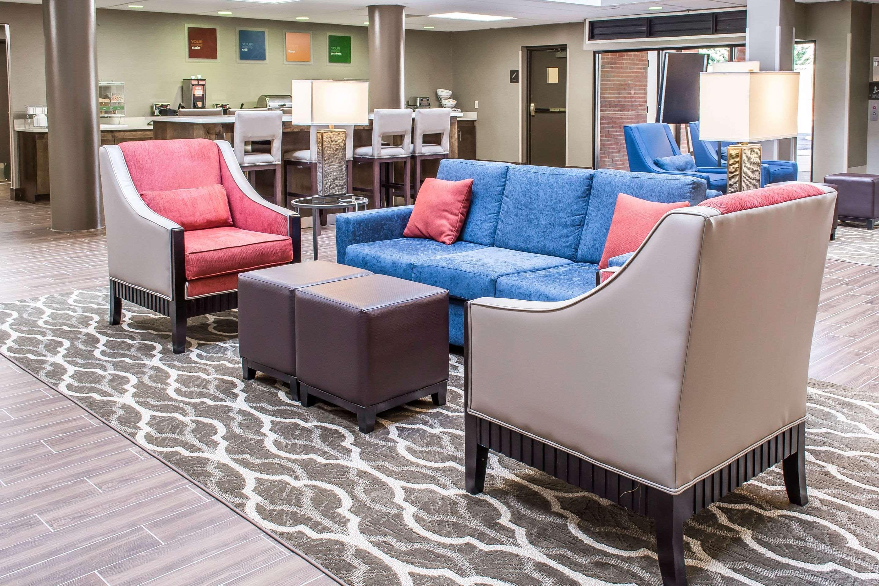 Comfort Suites Near Potomac Mills Woodbridge Exteriör bild