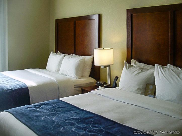 Comfort Suites Near Potomac Mills Woodbridge Exteriör bild