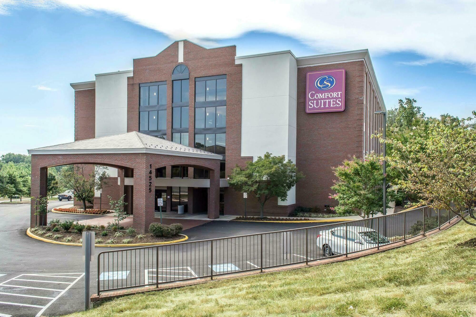 Comfort Suites Near Potomac Mills Woodbridge Exteriör bild